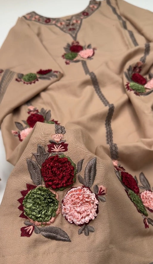 02-Piece Stitched Peach Leather Dhanak Embroidered Suit